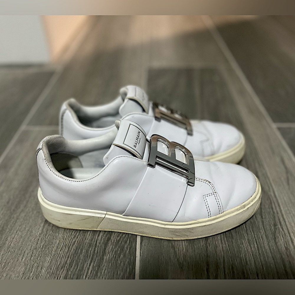 Balmain Women’s Sneakers Size 39
